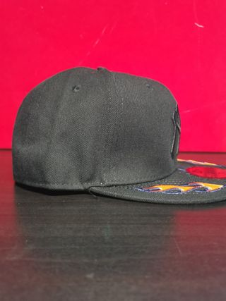 Gorra New Era 59Fifty NYC Llamas Negra 7.1/2