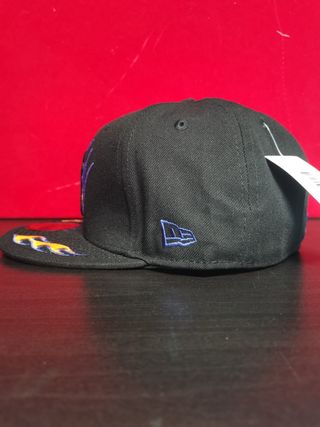 Gorra New Era 59Fifty NYC Llamas Negra 7.1/2