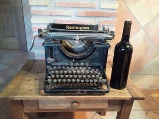 Antigua maquina de escribir Remington Standard 16.