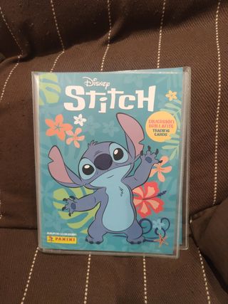 Cromos Álbum Trading Cards Stitch Disney Panini 20