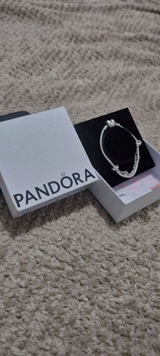 Pulsera Pandora plateada °Efectivo °Entrega a mano