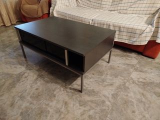 Mesa de centro moderna metal y madera