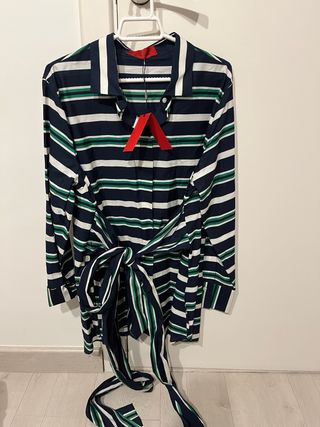 Blusa Carolina Herrera Talla L Rayas