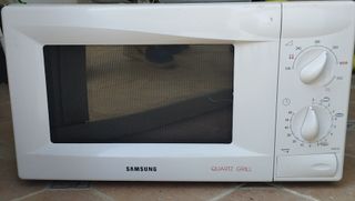 Aire Acondicionado Portátil, TV y microondas