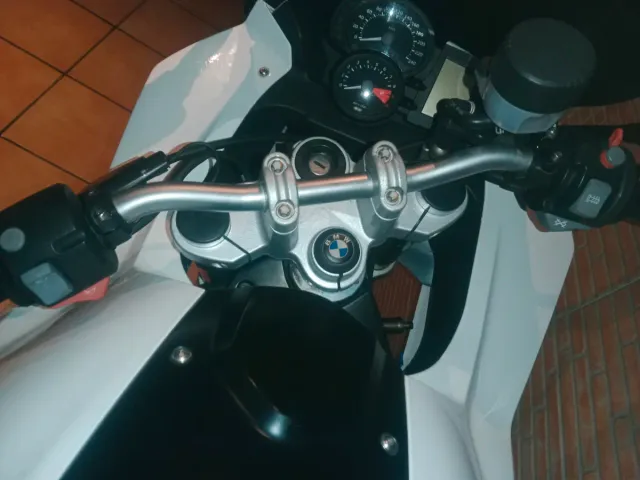 Alzas y tija con manillar BMW F800
