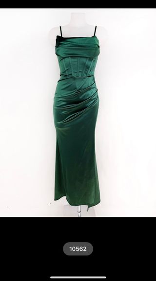 ABITI IN VENDITA ALL'INGROSSO