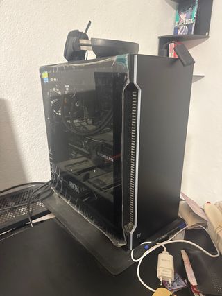 PC Gamer Negro Casi Nuevo