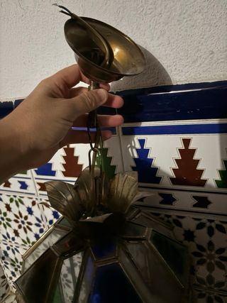 Lámpara de pared árabe de cristal y metal