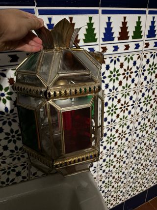 Lámpara de pared árabe de cristal y metal