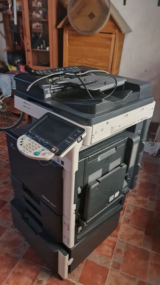 Konica Minolta Bizhub C253 Fotocopiadora