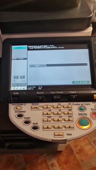 Konica Minolta Bizhub C253 Fotocopiadora