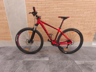 Bicicleta Scott Scale 970 naranja