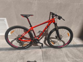 Bicicleta Scott Scale 970 naranja