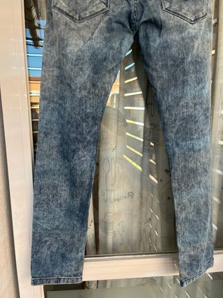Pantalón Vaquero Bershka Skinny de Hombre