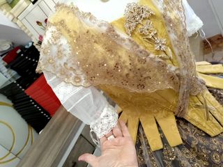 Traje de Fallera y Aderezo a Estrenar