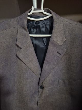 Americana gris hombre