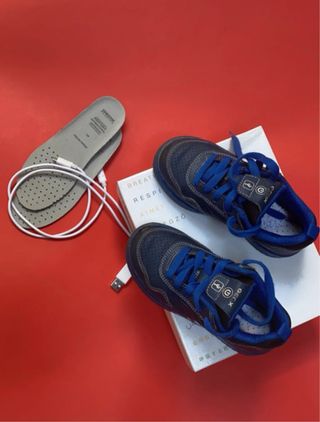 Scarpe Geox bimbo tg. 28 con luci LED