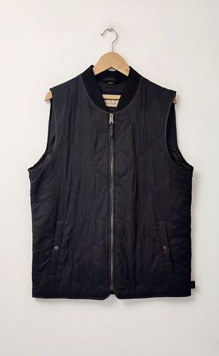 Chaleco Burberry Talla 52 Negro