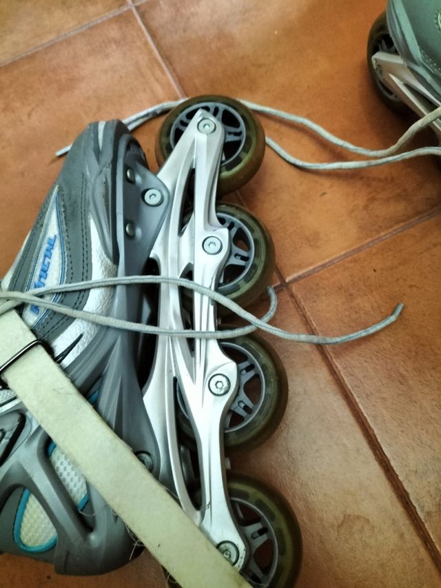 Patines en línea MÍtical grises y azules