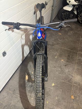 Bicicleta Enduro Intense