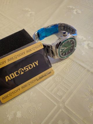 Reloj Aocasdiy Verde con Bisel de Cristales