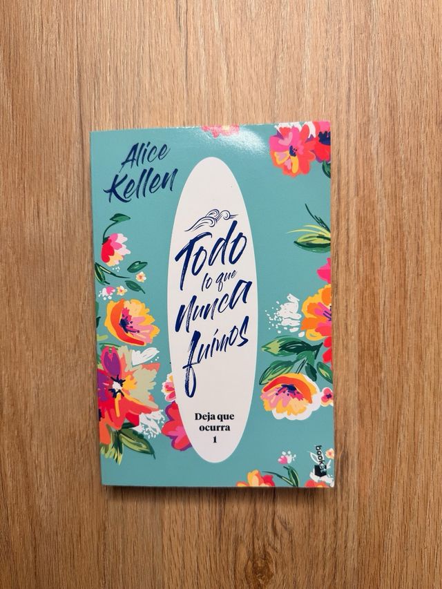 ESTUCHE DEJA QUE OCURRA (ALICE KELLEN)