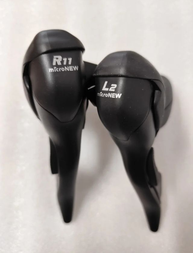 Manetas duales de cambio y freno 2x11 velocidades 