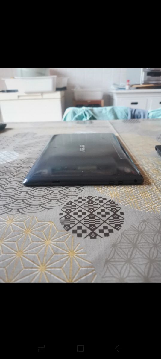 ASUS Transformer Book T100HA-FU002T
10.1"