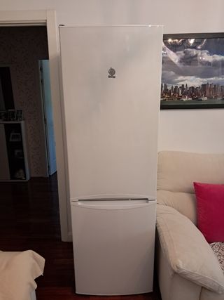 VENDO NEVERA MARCA BALAY