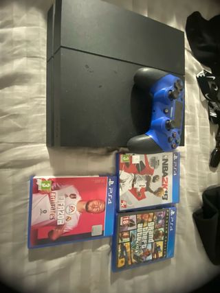 Consola PS4 Negra + Mando Azul + Juegos