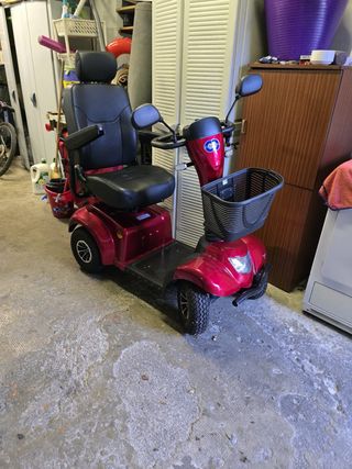 Scooter eléctrico Ceres SE