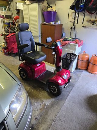 Scooter eléctrico Ceres SE