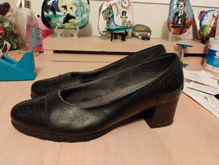 Zapatos de tacón negros