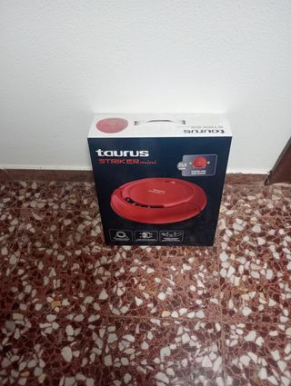 Robot Aspirador Taurus Striker Mini Rojo