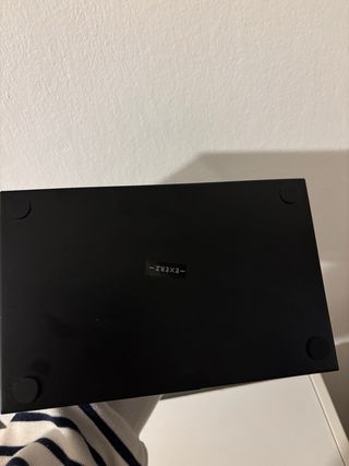 Organizer da scrivania in metallo nero
