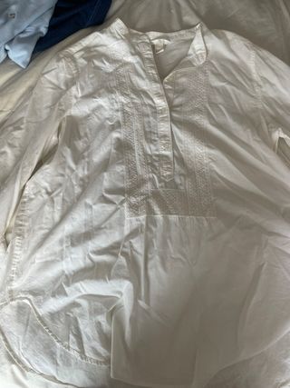 Camisa H&M blanca bordada mujer