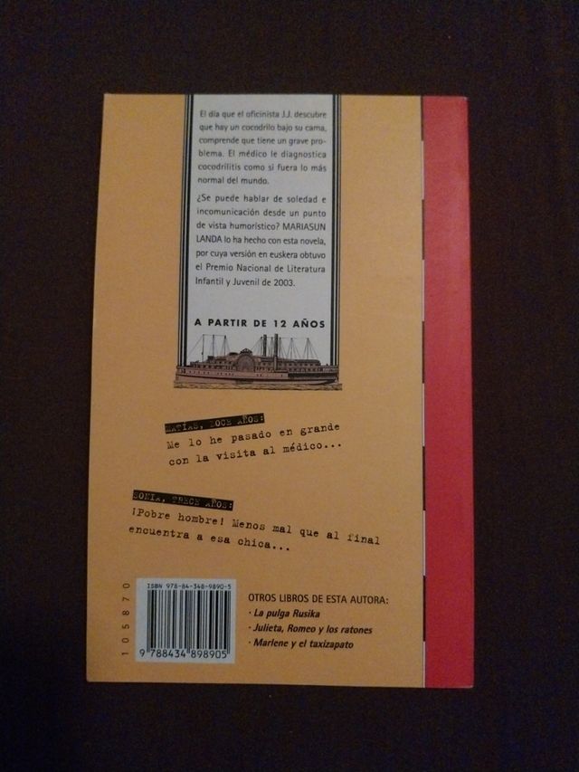 Un cocodrilo bajo la cama.