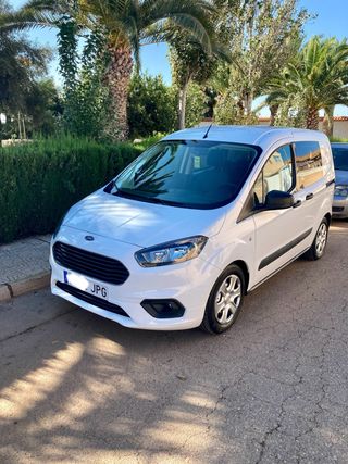 Ford Transit Courier 2016