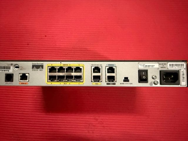 Cisco 1801-M – Router Profesional 8p FE | 15€
