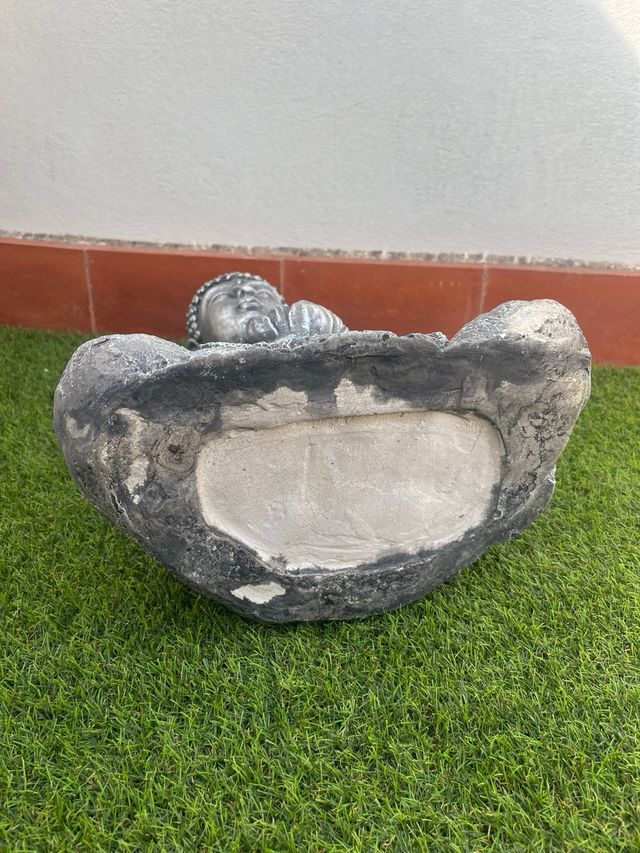 Buda decorativo en resina efecto piedra estilo zen