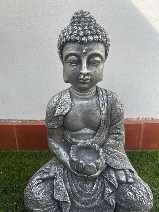 Buda decorativo en resina efecto piedra estilo zen