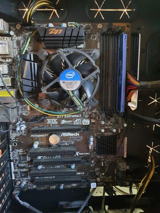 Placa base ASRock Z77 Extreme3