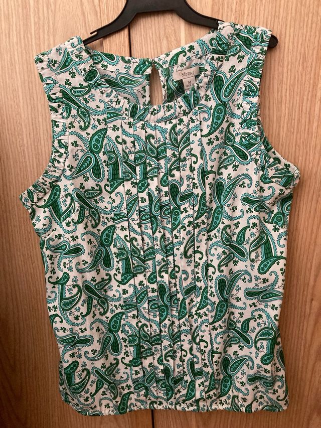 Camiseta Sfera verde y blanca paisley M