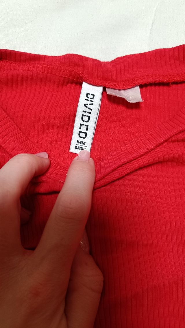 Camiseta H&M Roja Talla S