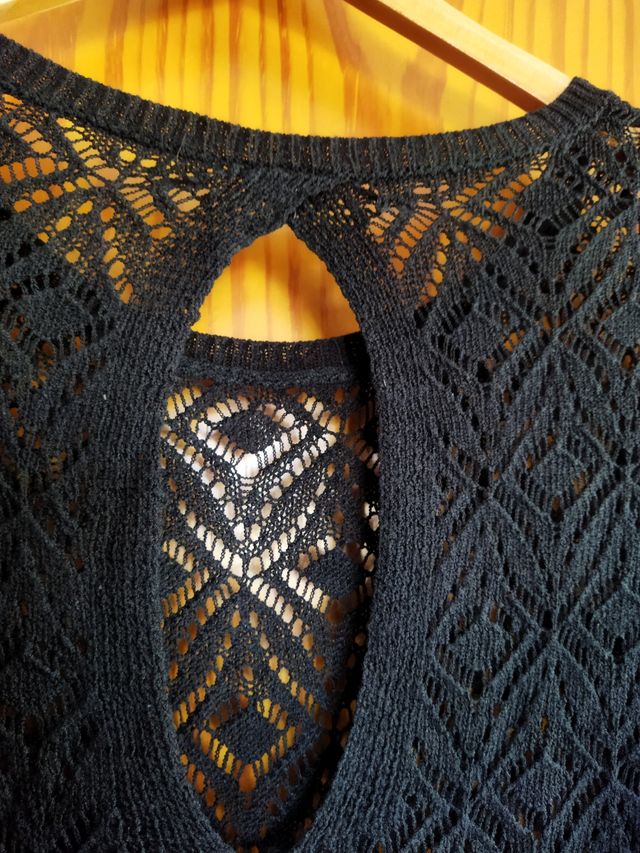 Vestido calado negro