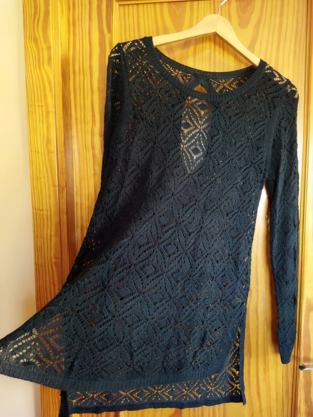 Vestido calado negro