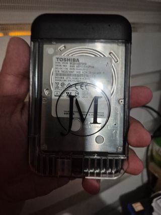 Disco Duro Toshiba 500gb lleno de jueguitos retro.
