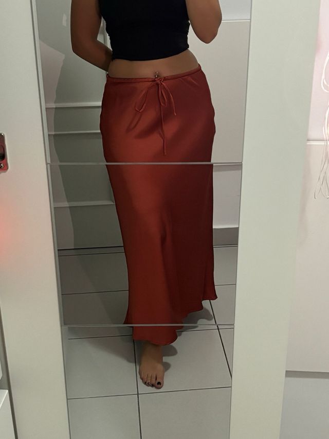 Falda Zara naranja/roja Talla S