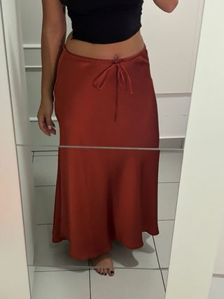 Falda Zara naranja/roja Talla S