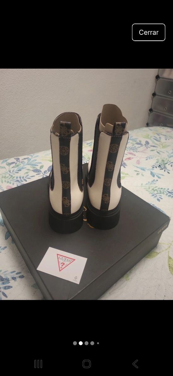 Botines Guess Blancos y Negros